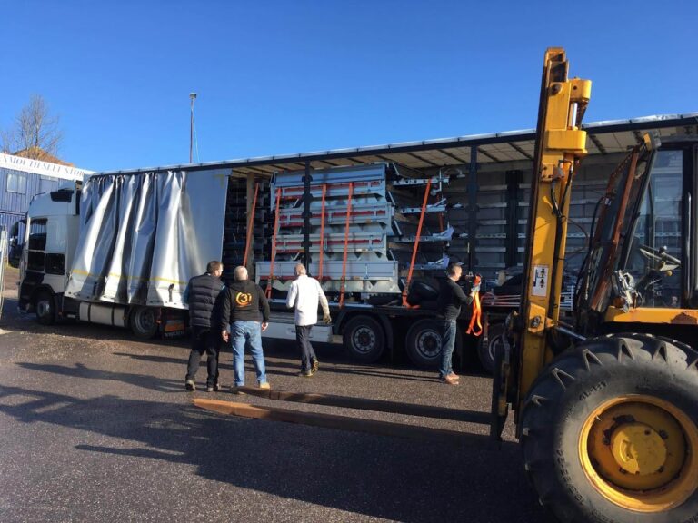 Setting Up - South West Trailers